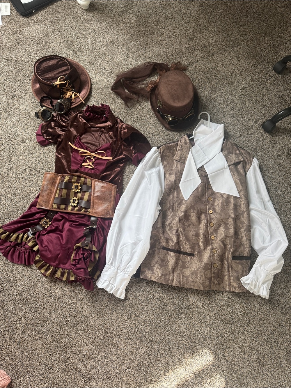 Steampunk halloween costume - Picture 3 of 5